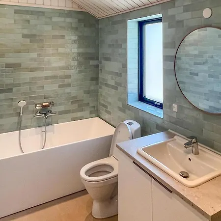 Casa vacanze 4 Bedroom Awesome In