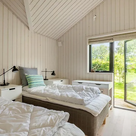 4 Bedroom Awesome In Nyaraló