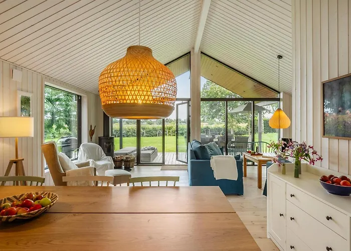 Сasa de vacaciones 4 Bedroom Awesome In