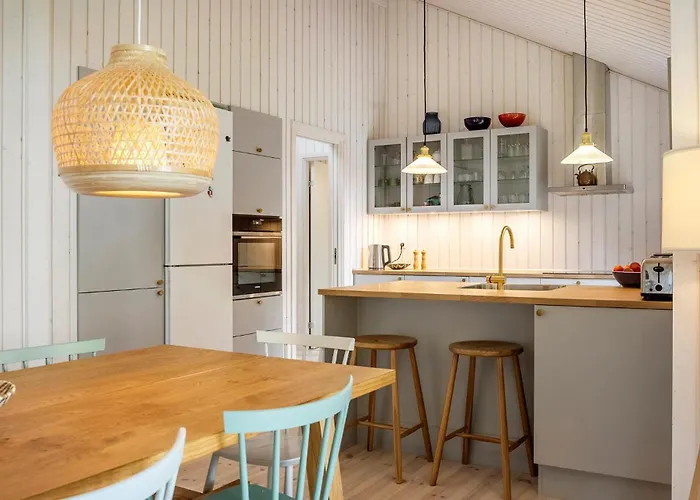 Дом отдыха 4 Bedroom Awesome In